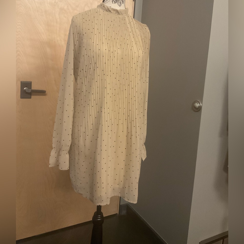 Pleated Polka dot dress by Mod Ref Sz S